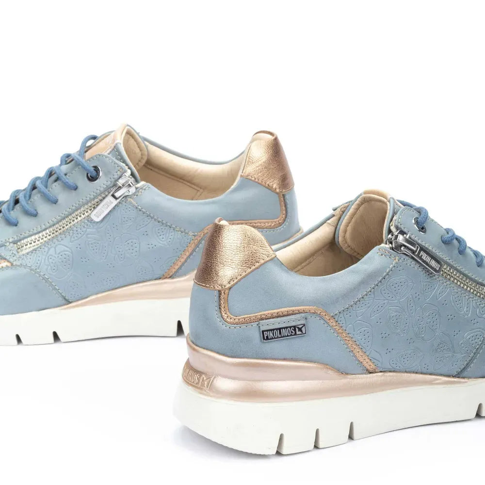 CANTABRIA
Deportivo con cordones y cremallera para mujer