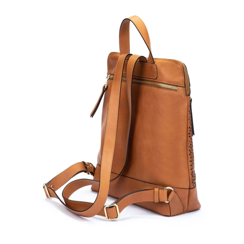 CORDOBAWomen's die-cut leather backpack