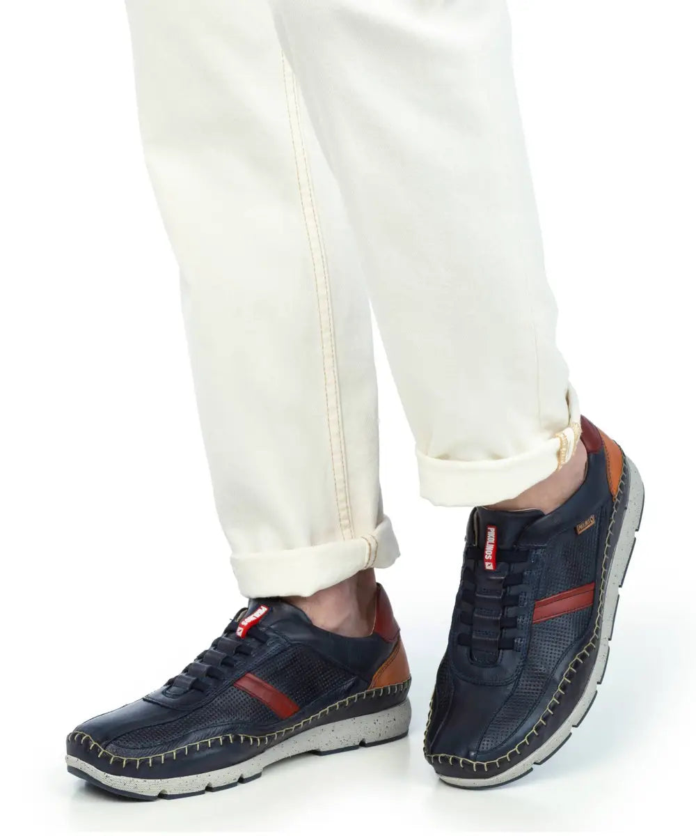 FUENCARRALMulti-coloured sneakers with stitching