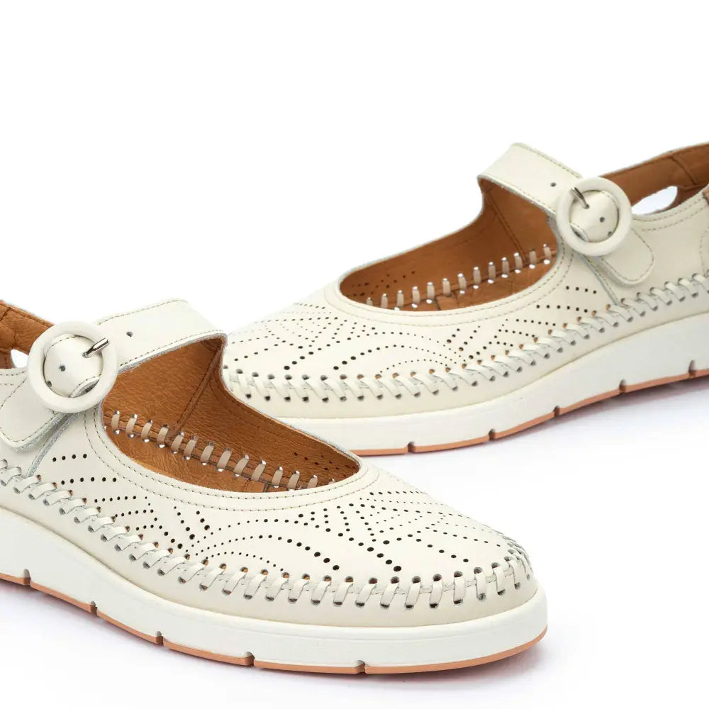 TENERIFEWomen's ballet flats with Velcro closure
