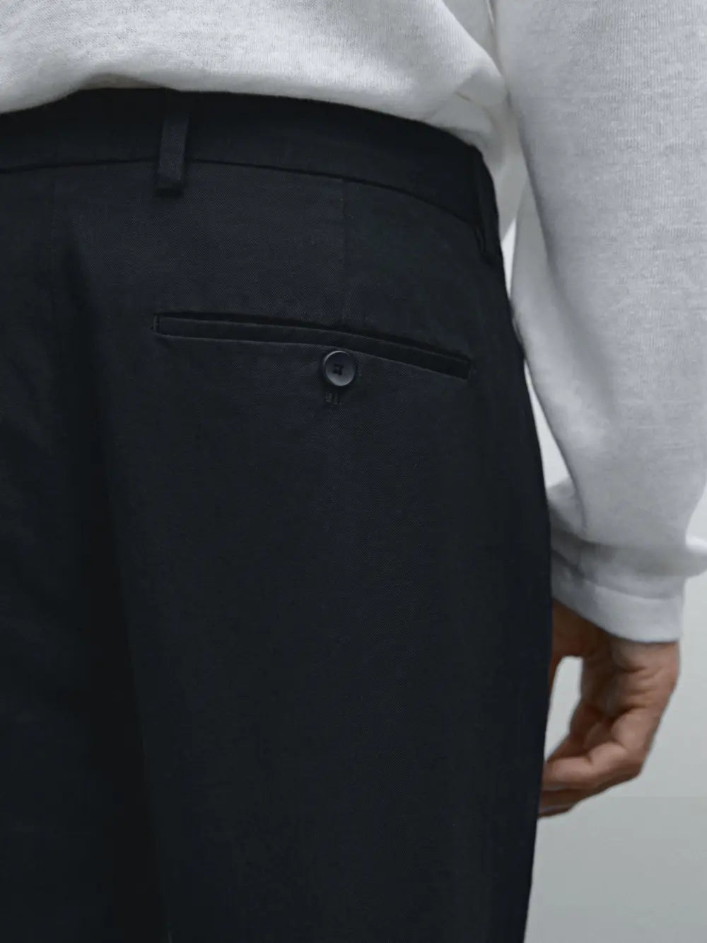 Tapered fit cotton linen trousers