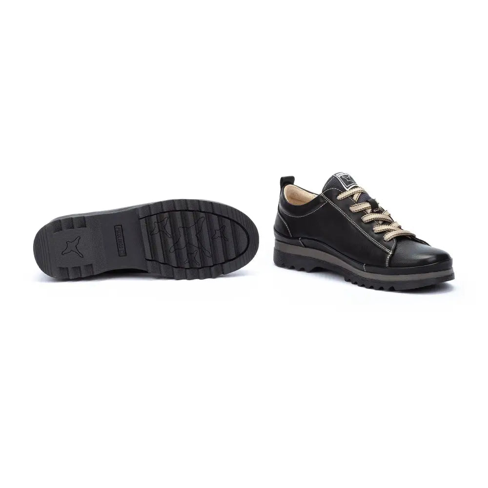 VIGOCasual shoes with laces and zip