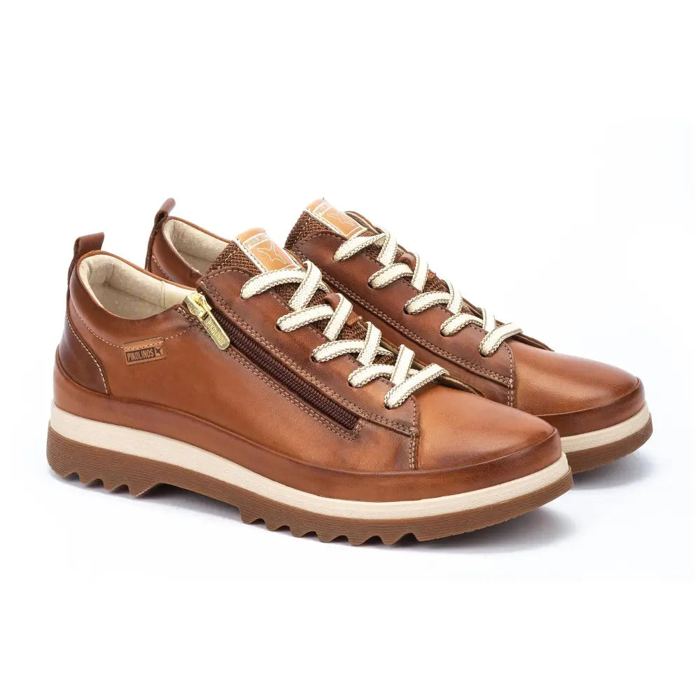 VIGOCasual shoes with laces and zip