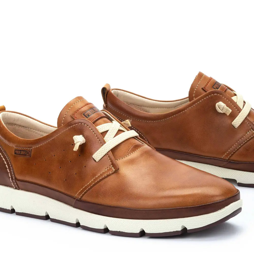 FUENCARRALMen’s sneakers with elastic laces