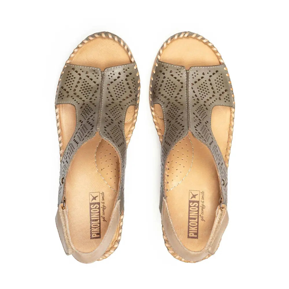 AGUADULCEWomen's wedge sandals with extra lightweight sole