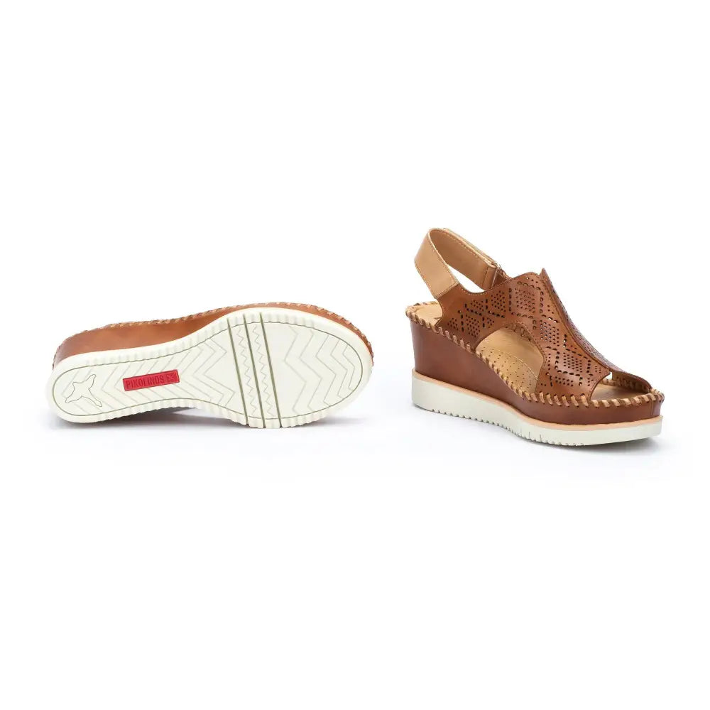 AGUADULCEWomen's wedge sandals with extra lightweight sole