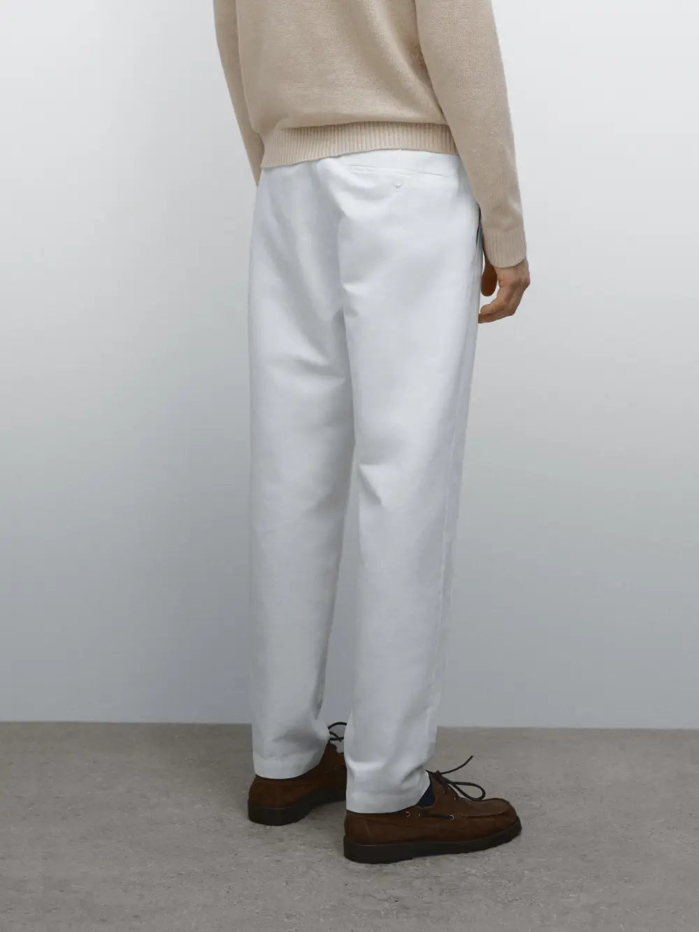 Tapered fit cotton linen trousers