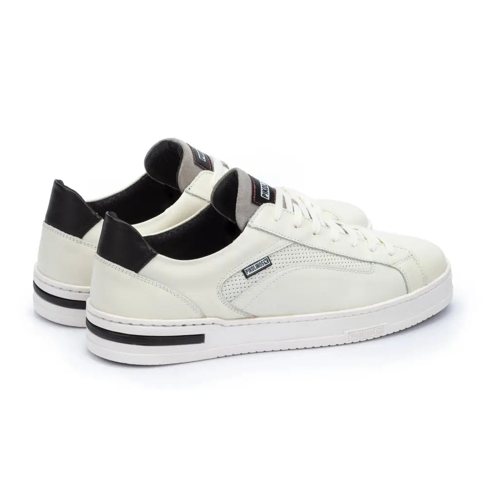 XATIVABasic punched trainers