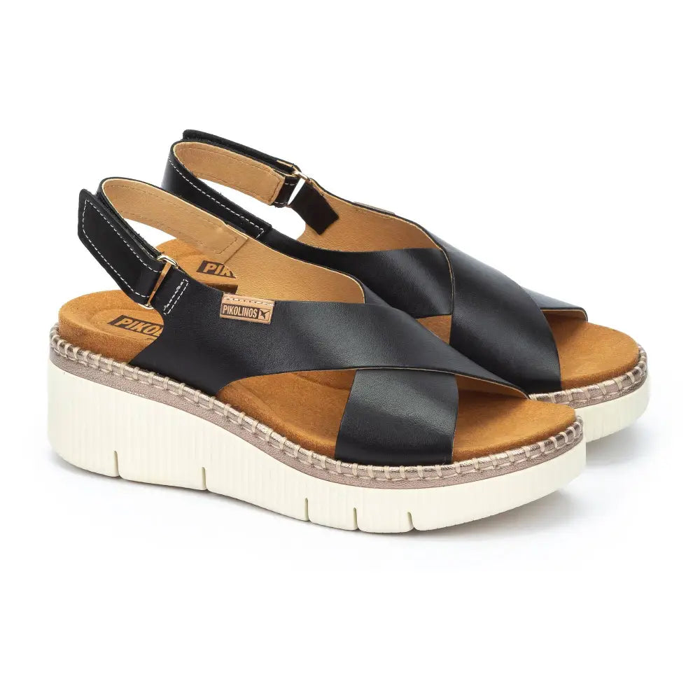 GOMERAWomen's wedges with Velcro closure