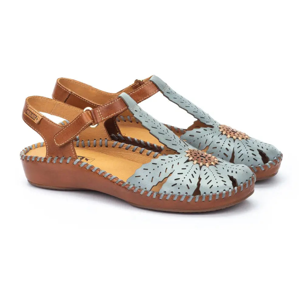 P. VALLARTAWomen's semi-open shoes with Velcro closure