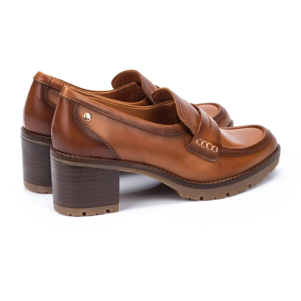 LLANESPenny loafers with heel