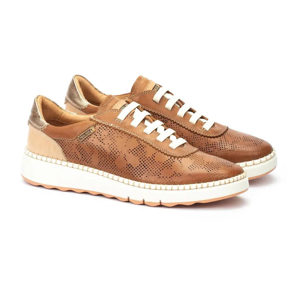 ARENASWomen's elasticated trainers