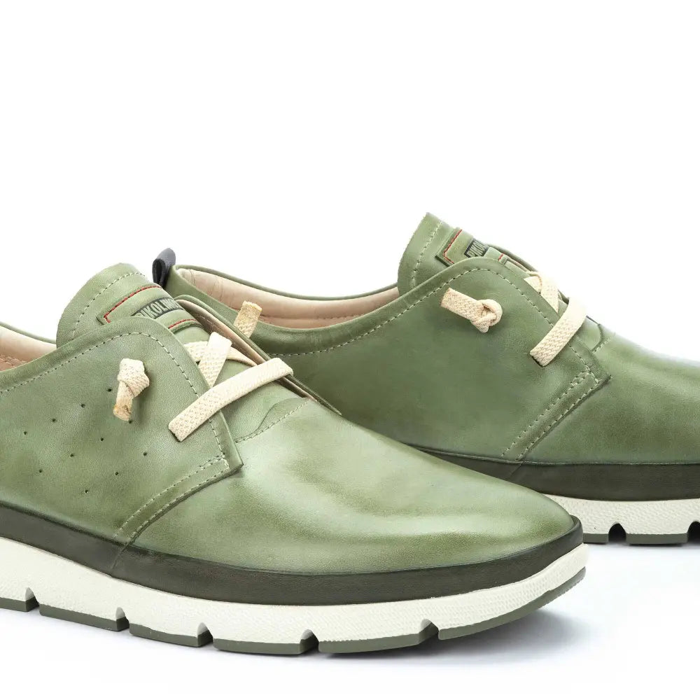 FUENCARRALMen’s sneakers with elastic laces