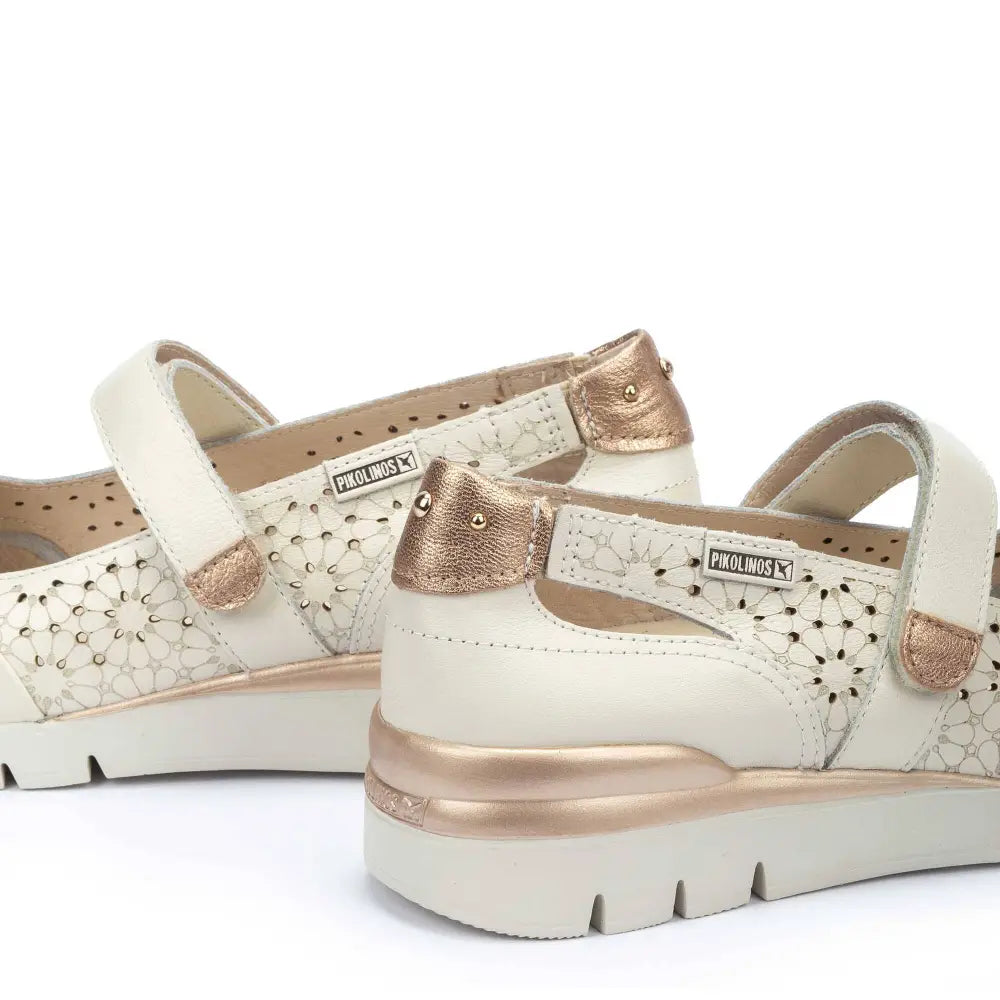 CANTABRIAWomen’s velcro sneakers