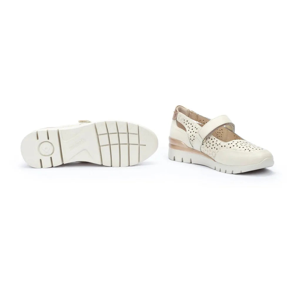 CANTABRIAWomen’s velcro sneakers