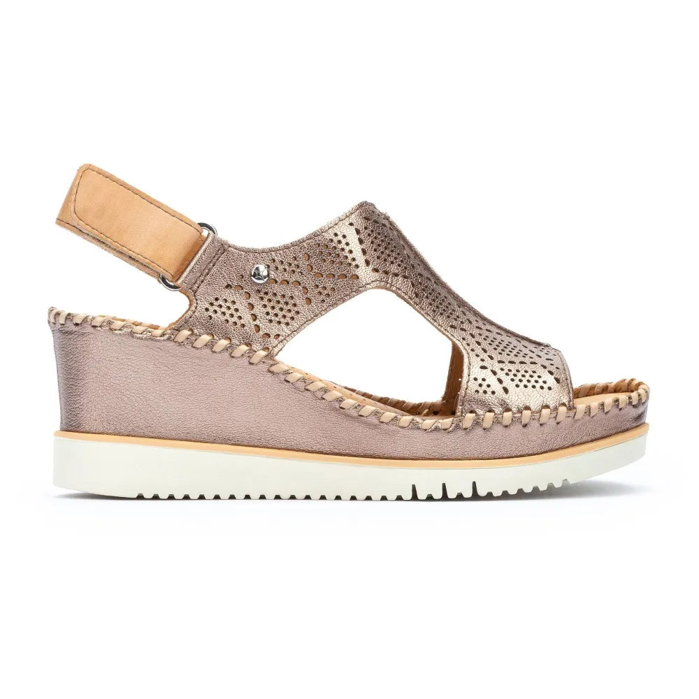 AGUADULCEWomen's wedge sandals with extra lightweight sole