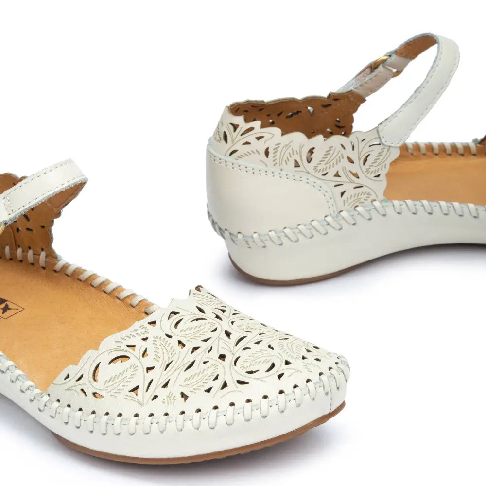 P. VALLARTABallet pump with ankle fastening