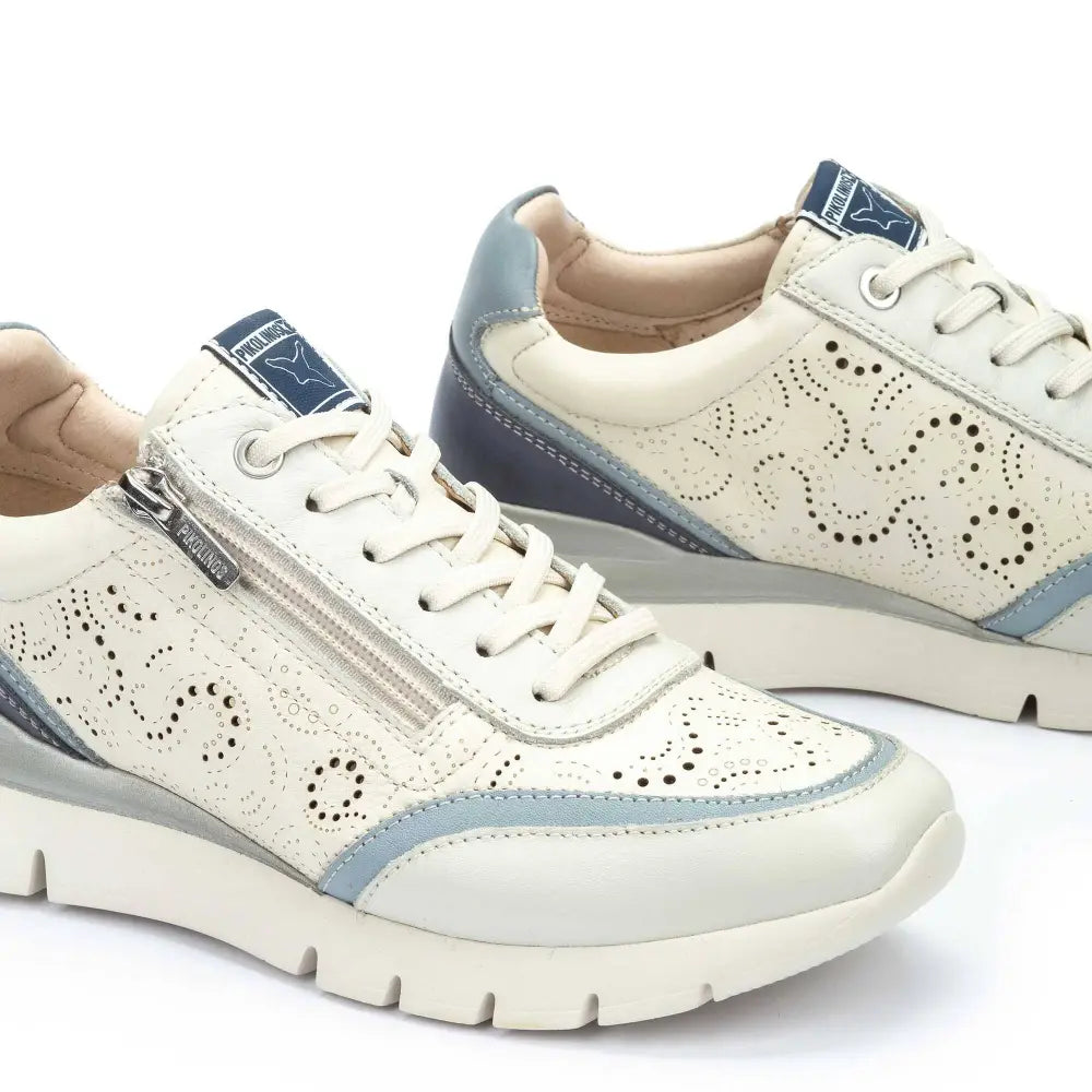 CANTABRIAWomen's lace-up trainers with zip