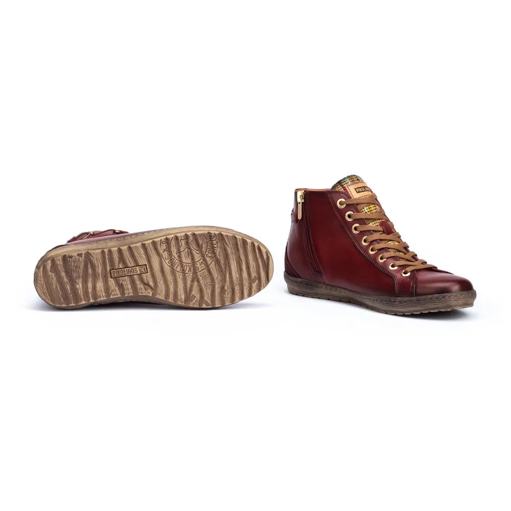 LAGOSWomen’s bootie trainers