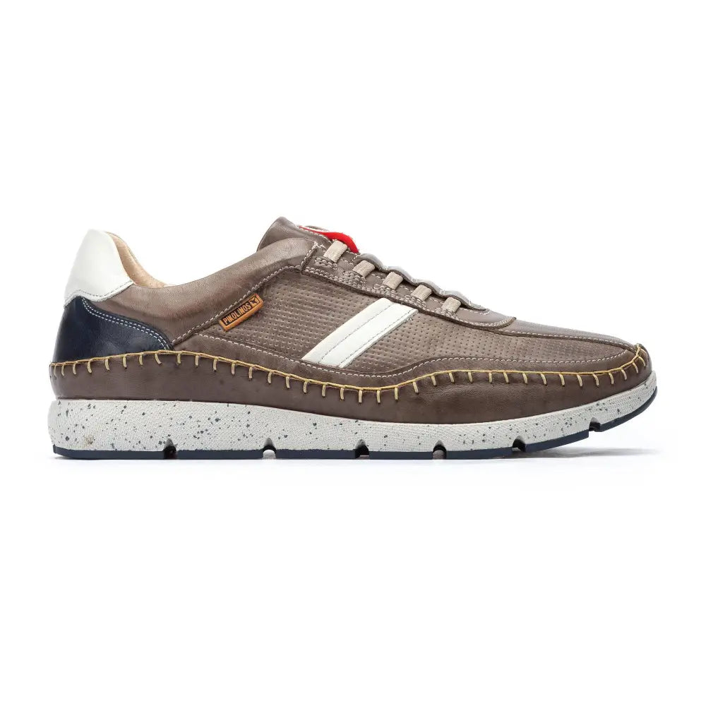 FUENCARRALMulti-coloured sneakers with stitching