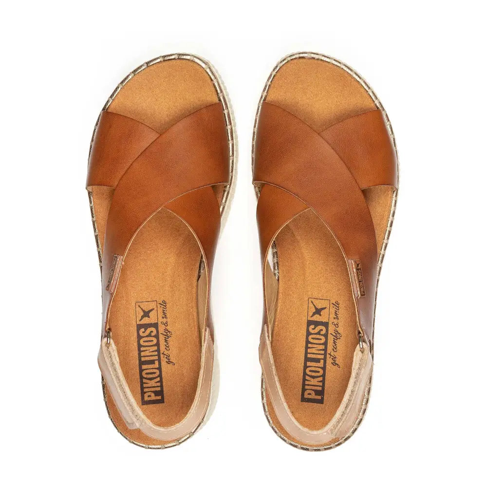 GOMERAWomen's wedges with Velcro closure