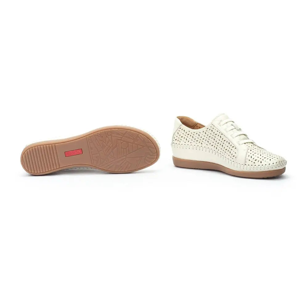 CADAQUESWomen's elasticated flat shoes