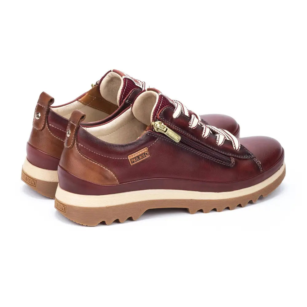 VIGOCasual shoes with laces and zip