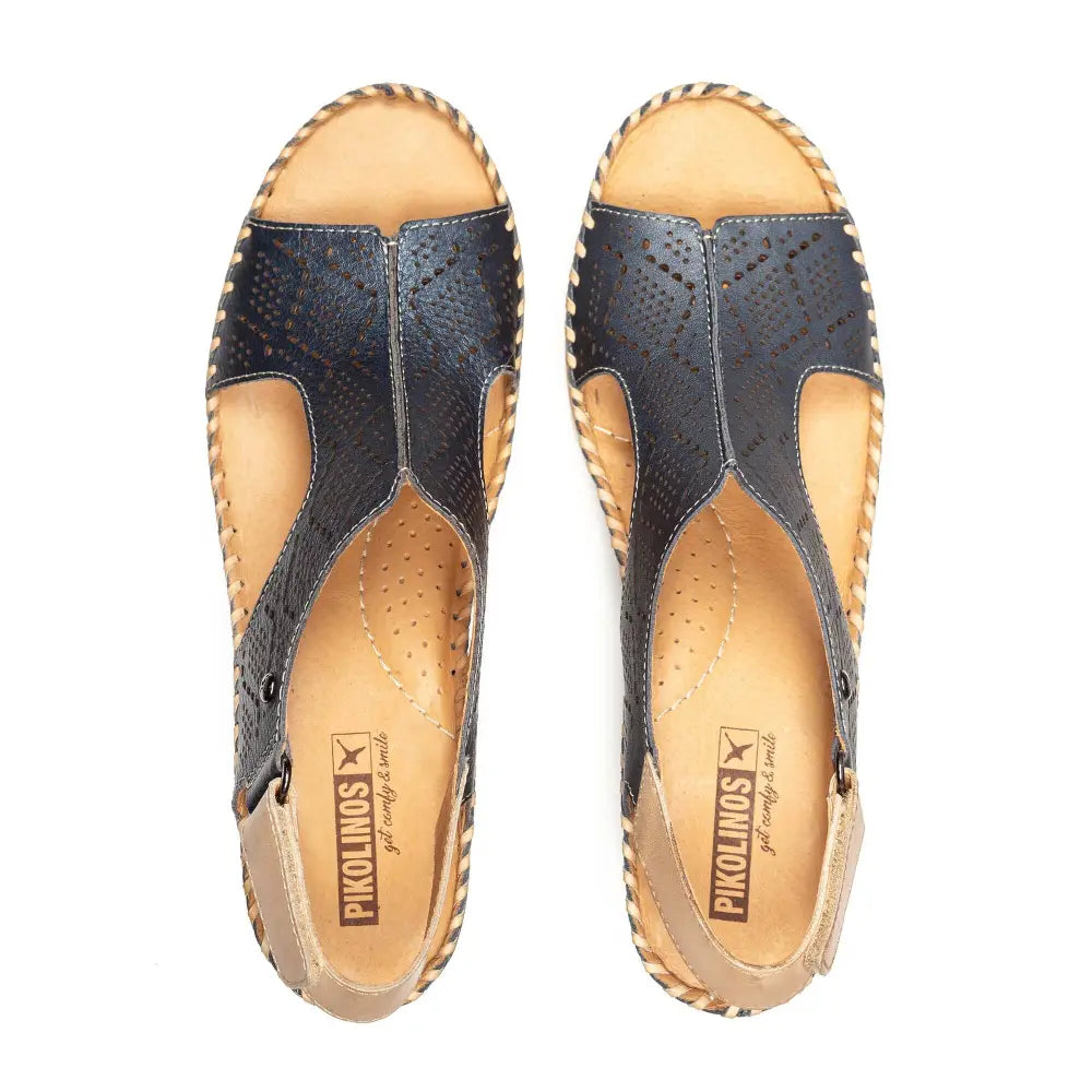 AGUADULCEWomen’s velcro wedges