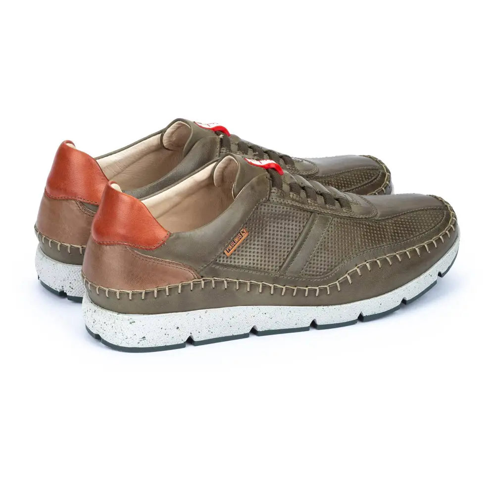 FUENCARRALMen’s brown sneakers