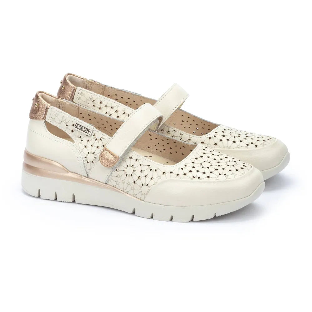 CANTABRIAWomen’s velcro sneakers