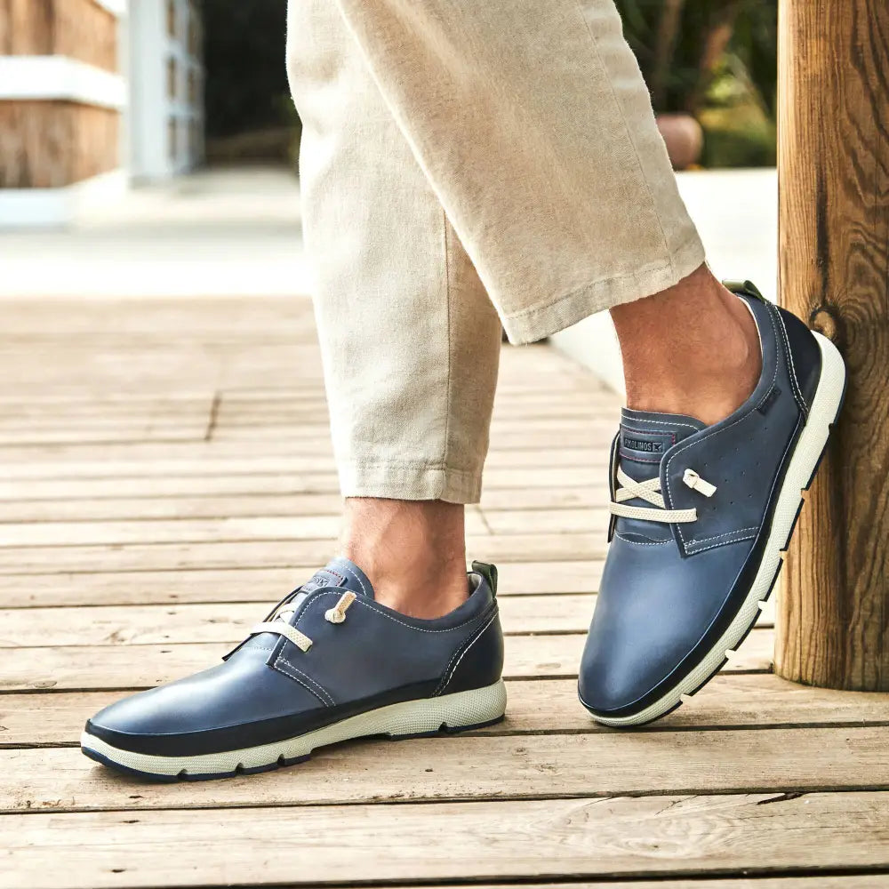FUENCARRALMen’s sneakers with elastic laces