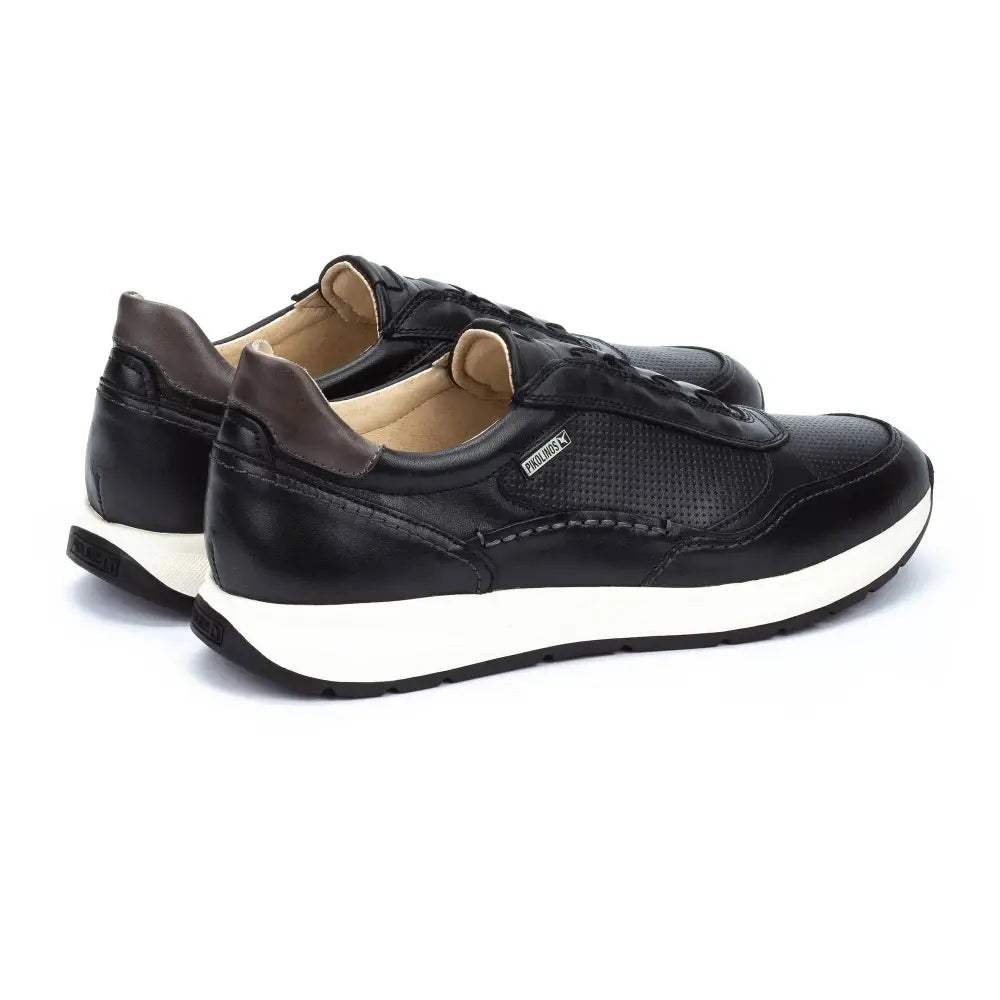 GETAFEMen's elasticated trainers