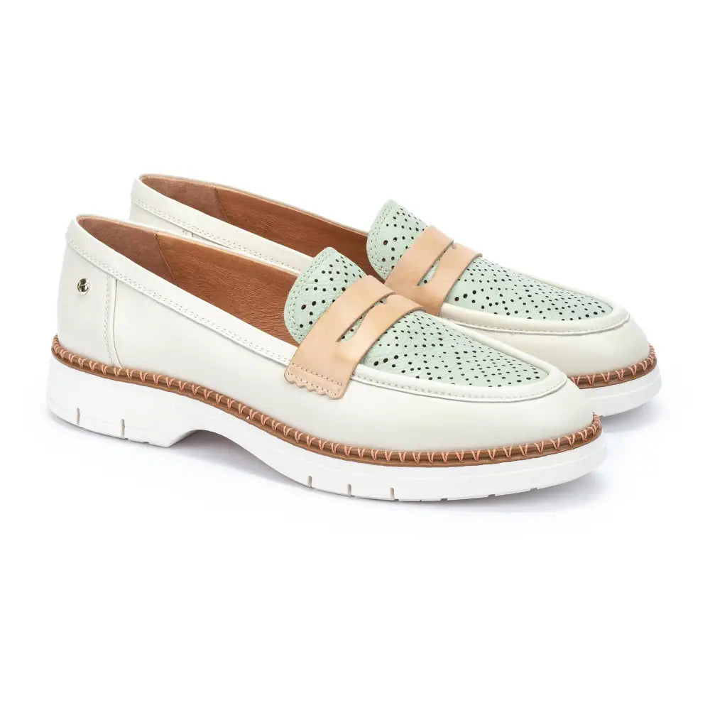 HENARESWomen’s mixed penny loafers