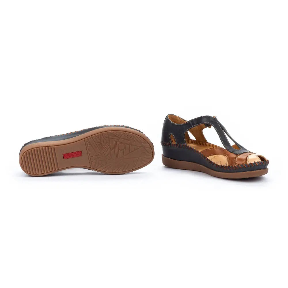 CADAQUESThree-colour sandal
