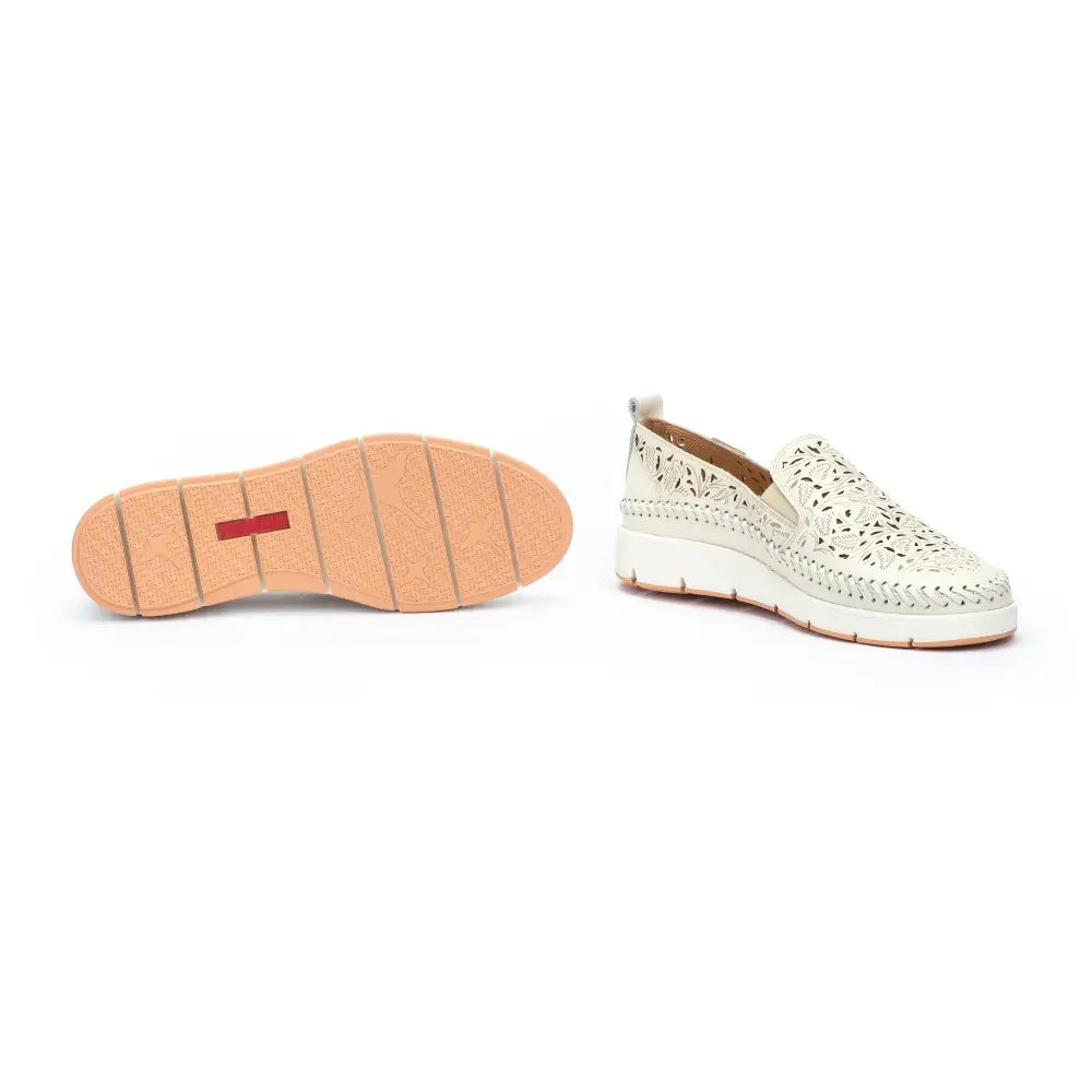 TENERIFEWomen's elasticated loafers