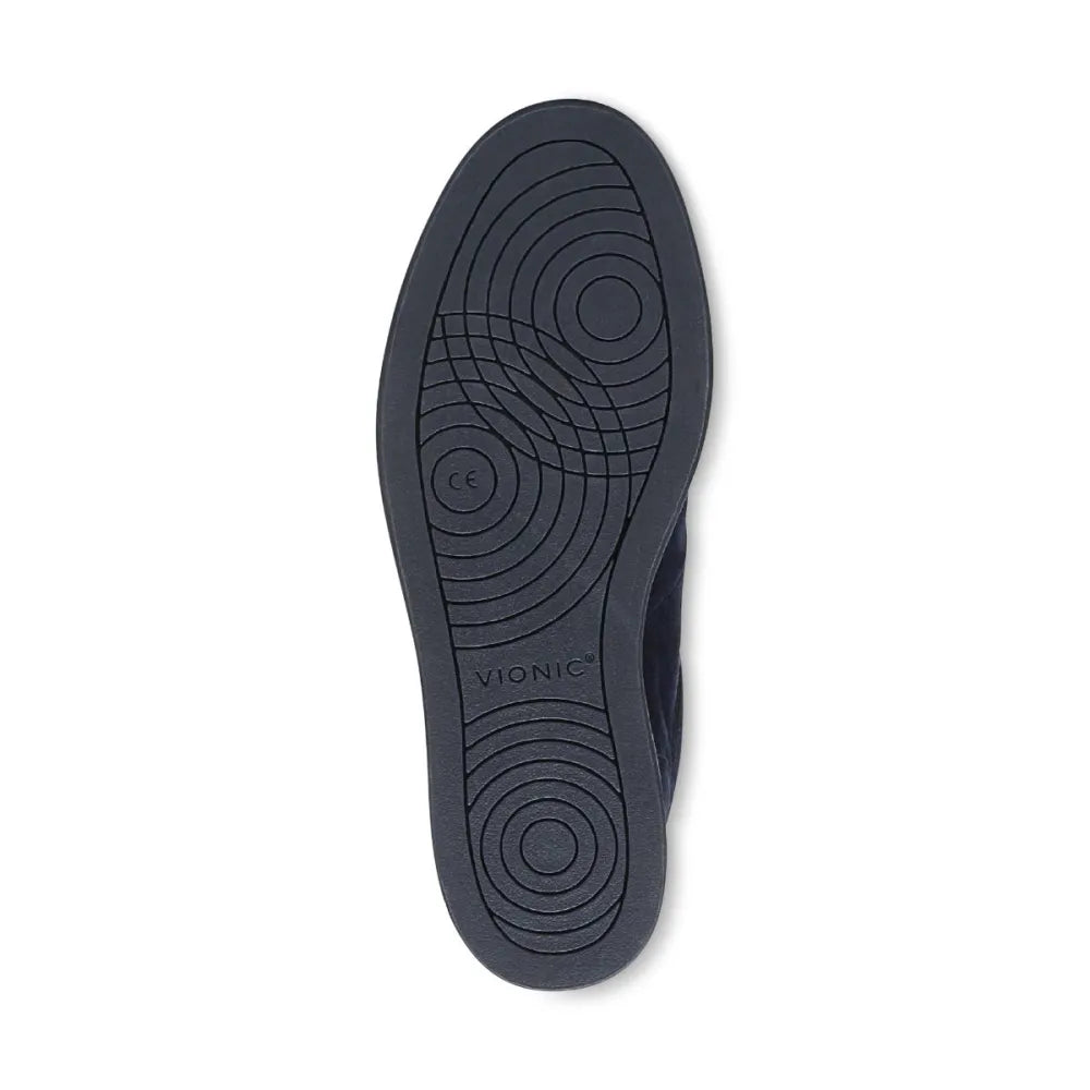 Lucas Court Lace Up Sneaker