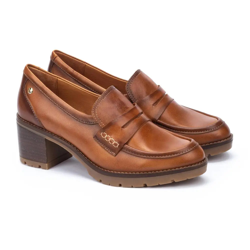LLANESPenny loafers with heel