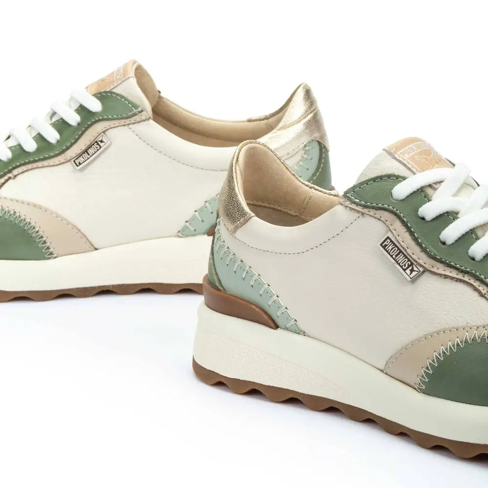 ARRECIFEWomen's lace-up trainers