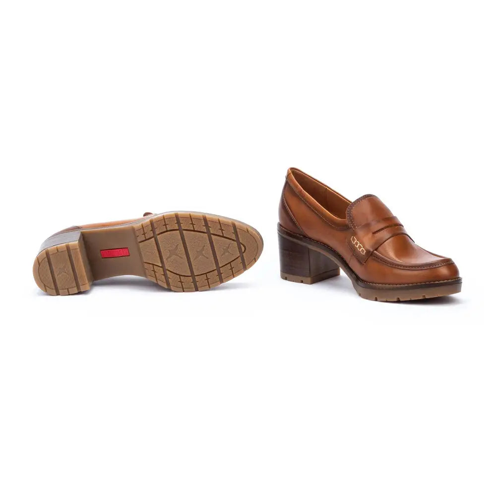 LLANESPenny loafers with heel