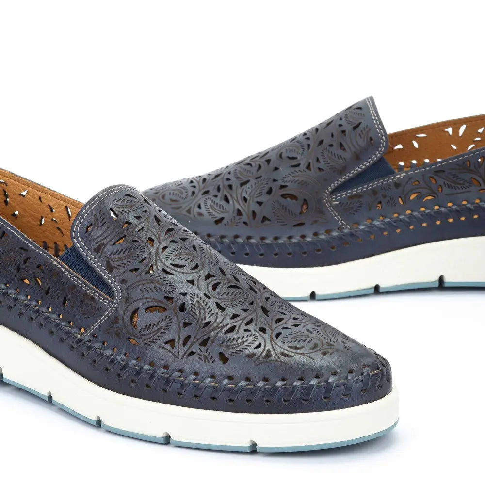 TENERIFEWomen's elasticated loafers