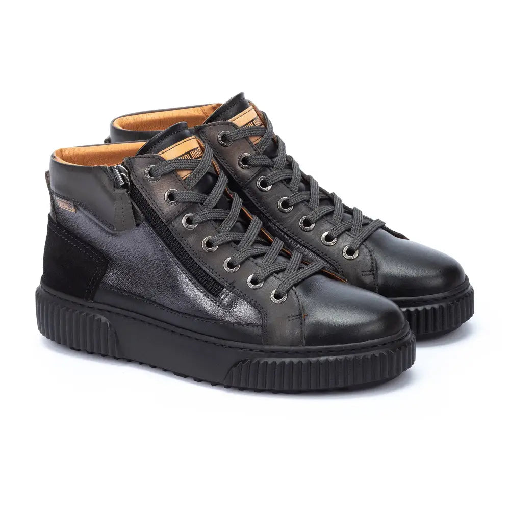 RIELLSFlat trainers