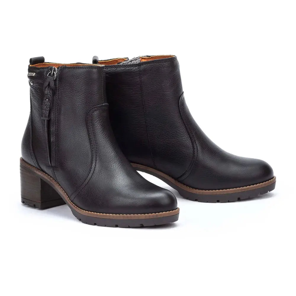 LLANESWomen’s ankle boots with zip