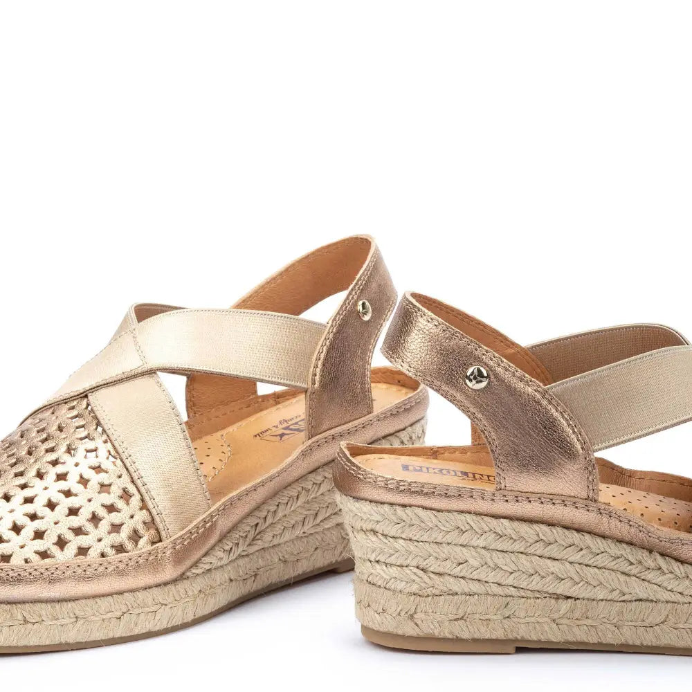 BENIDORMmetallic semiopen wedges