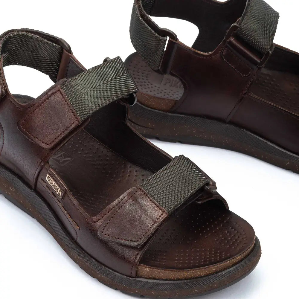 NIJARMen's flat sandals with Velcro closure