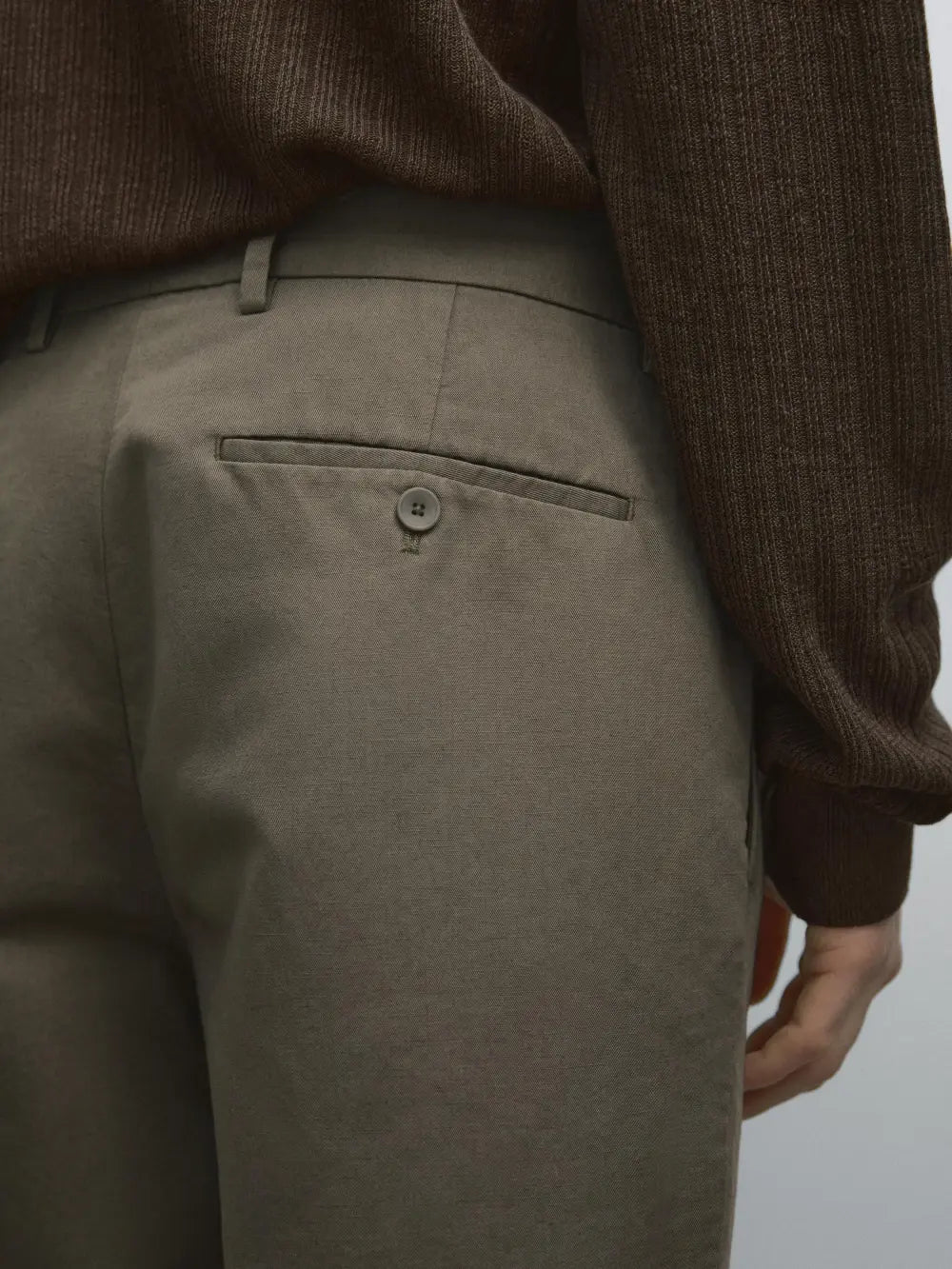 Tapered fit cotton linen trousers