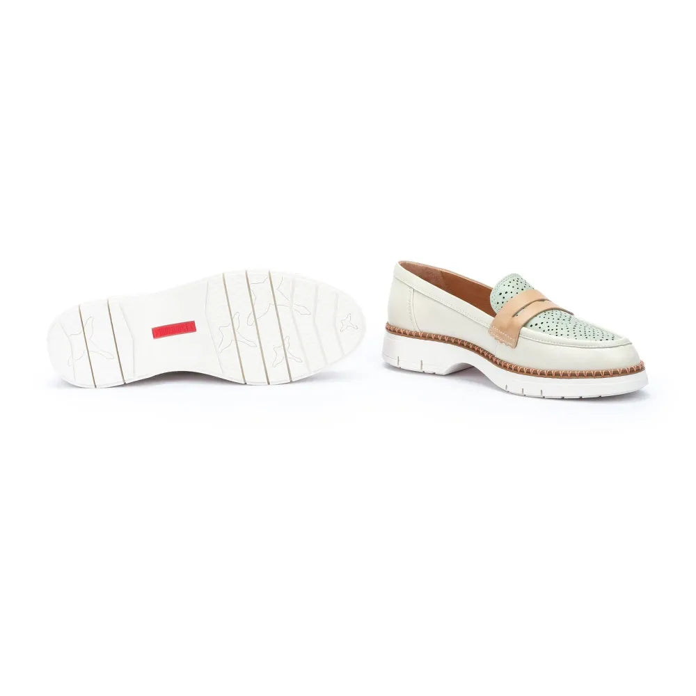 HENARESWomen’s mixed penny loafers