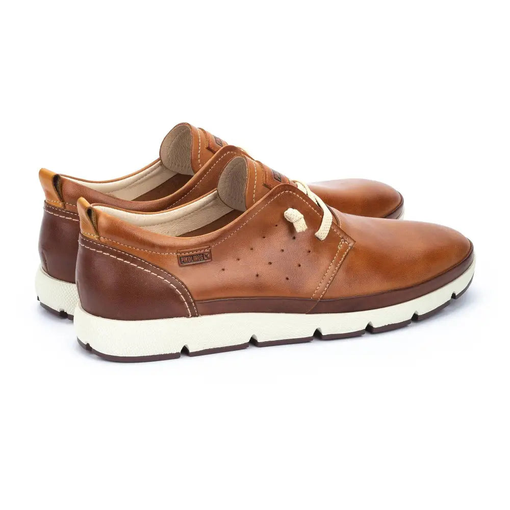 FUENCARRALMen’s sneakers with elastic laces