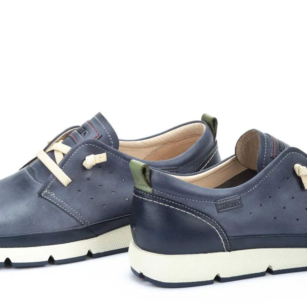 FUENCARRALMen’s sneakers with elastic laces