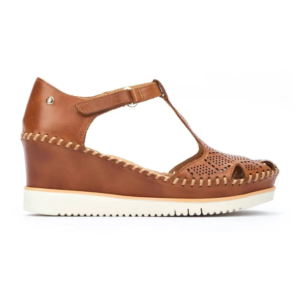 AGUADULCEWomen's closed-toe wedge sandals