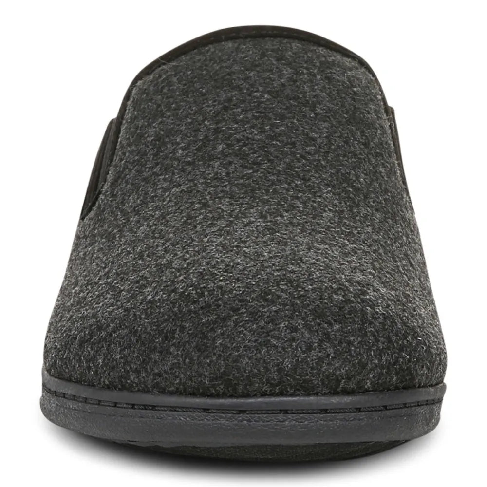 Unwind Clog Slipper